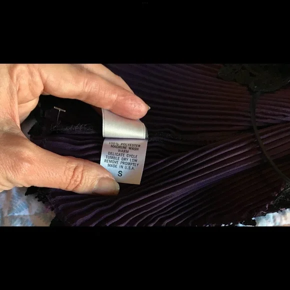 JONQUIL BY DIANE SAMANDI Gorgeous Grape Purple Black Pleated NWOT Lacy N… - Picture 12 of 13